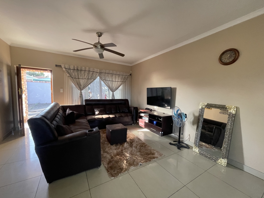 3 Bedroom Property for Sale in Cambridge West Eastern Cape